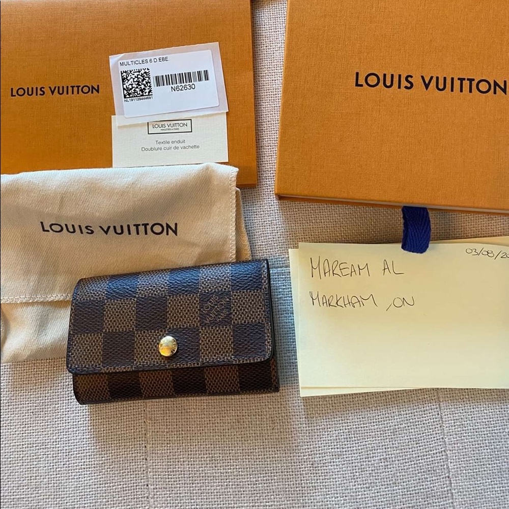 LV Damier Ebene 6 ring key holder